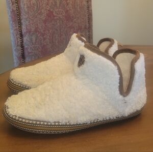 Ariat Faux Fur Slipper Bootie, Women's Size L (8.5-9)